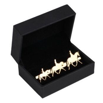 Supreme Products ‘Hot To Trot’ Tie Pin – Gold