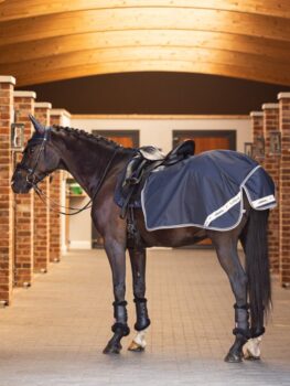 LeMieux Waterproof Exercise Quarter Sheet